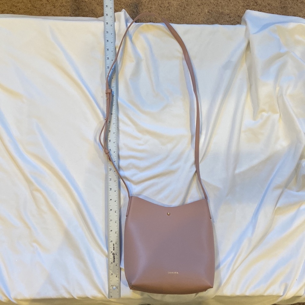 Samara Anthropologie Blush Color X body EUC, Vegan Leather gold button closure! - Picture 11 of 14